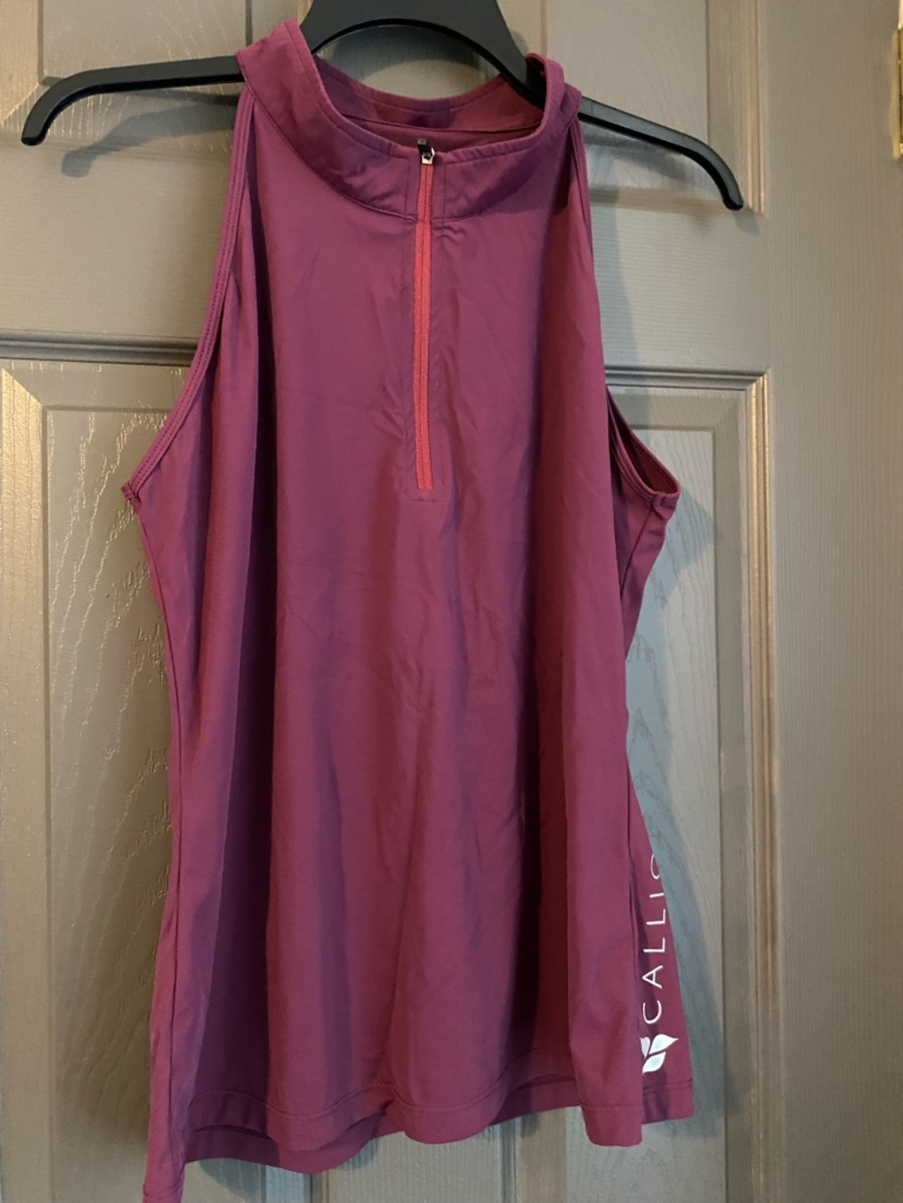 Calliope Sleeveless Zip-Front Active Tank Top in Plum